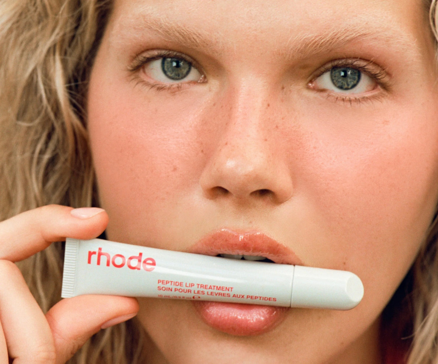 Lip treatment - strawberry glaze