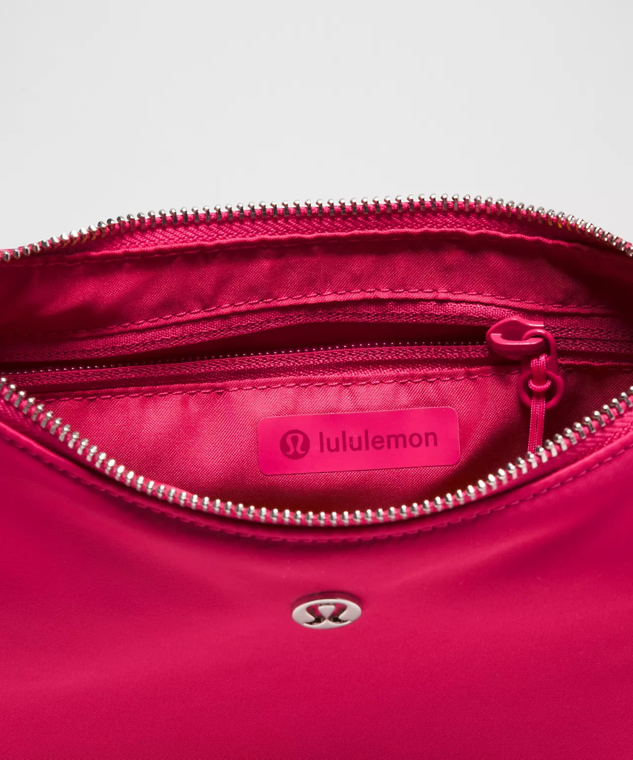 City Essentials Small Shoulder Bag 3L