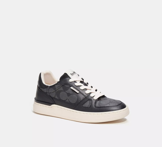 Sneaker In Signature Canvas