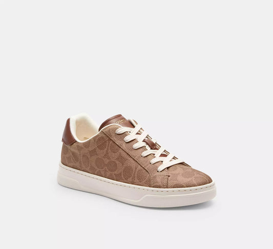 Sneaker In Signature Canvas